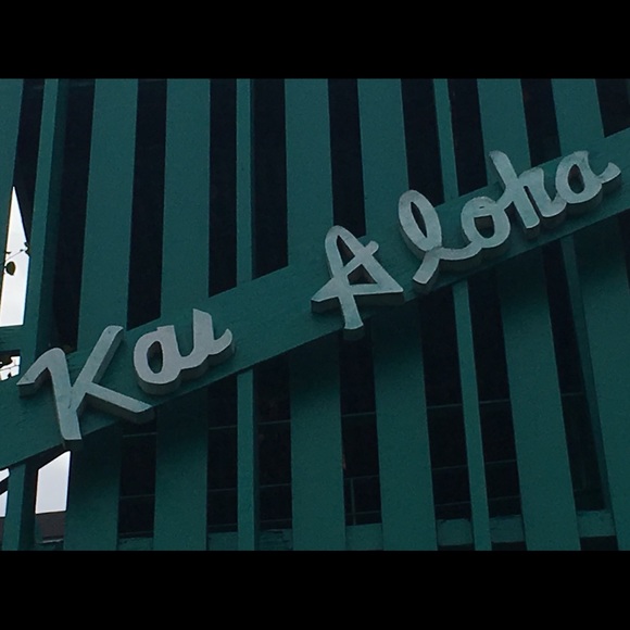 Meet your Posher, Sheila - Picture 3 of 6